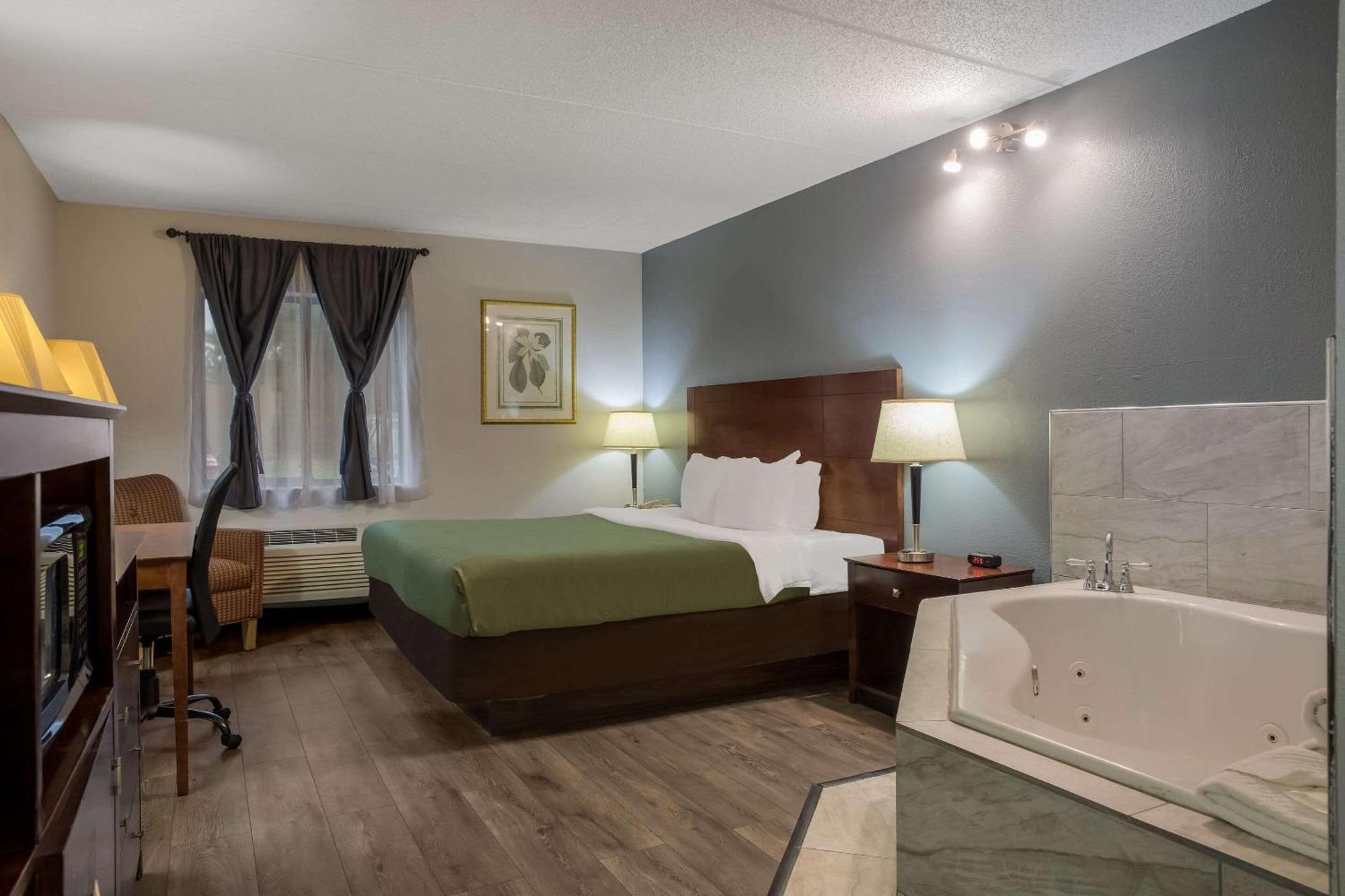 Quality Inn Toledo Eksteriør bilde